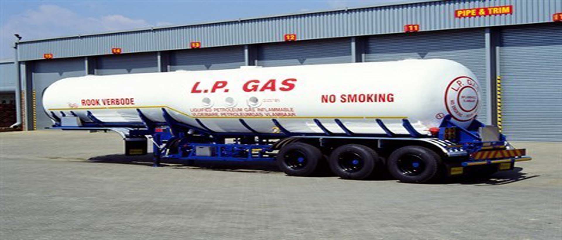 Noor Al Najam Gas Banner
